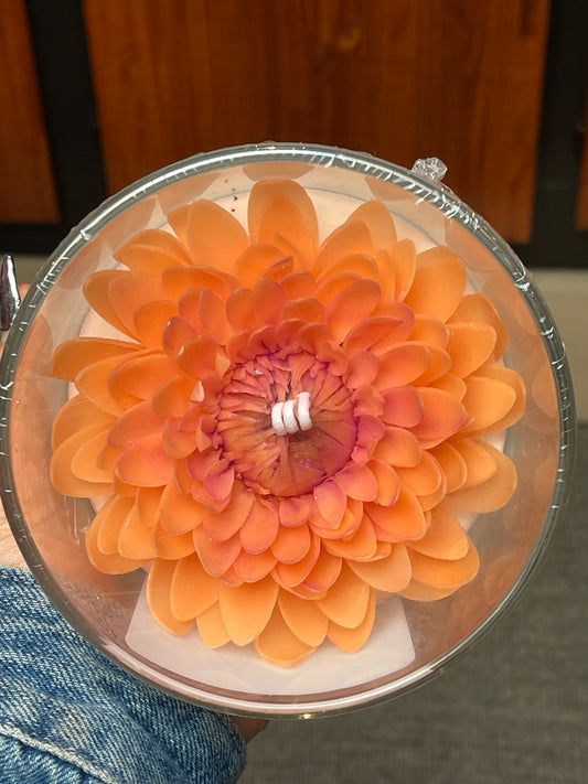 Dahlia Orange Flower Candle (Glass Vase)
